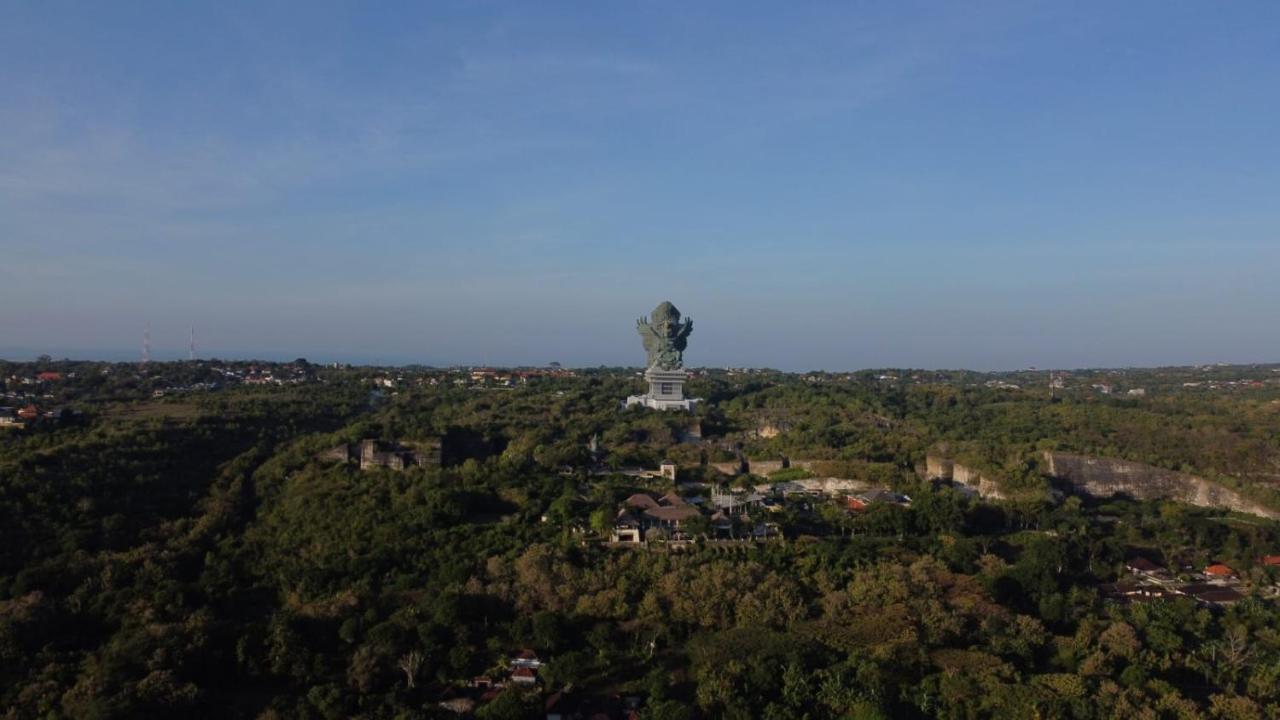 Готель The Bingin Sari Jimbaran Екстер'єр фото